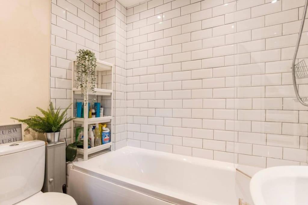 Вилла Quiet & Secluded St Albans House Экстерьер фото