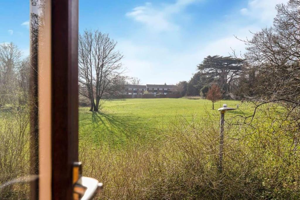 Вилла Quiet & Secluded St Albans House Экстерьер фото